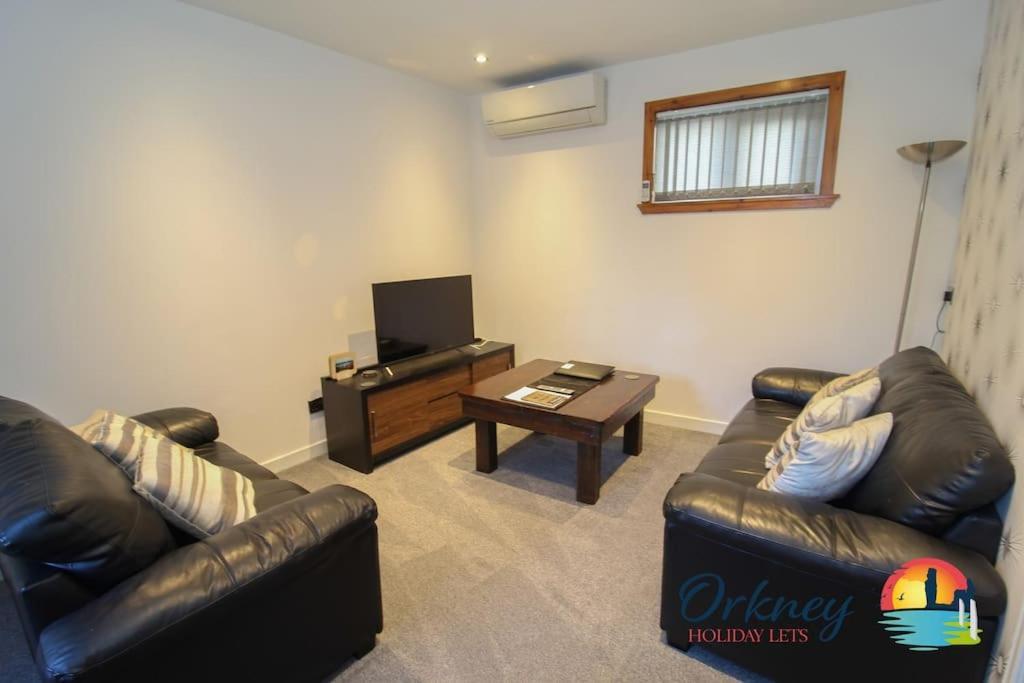 Flat 69B Junction Road, Kirkwall, Kw15 1Ax מראה חיצוני תמונה