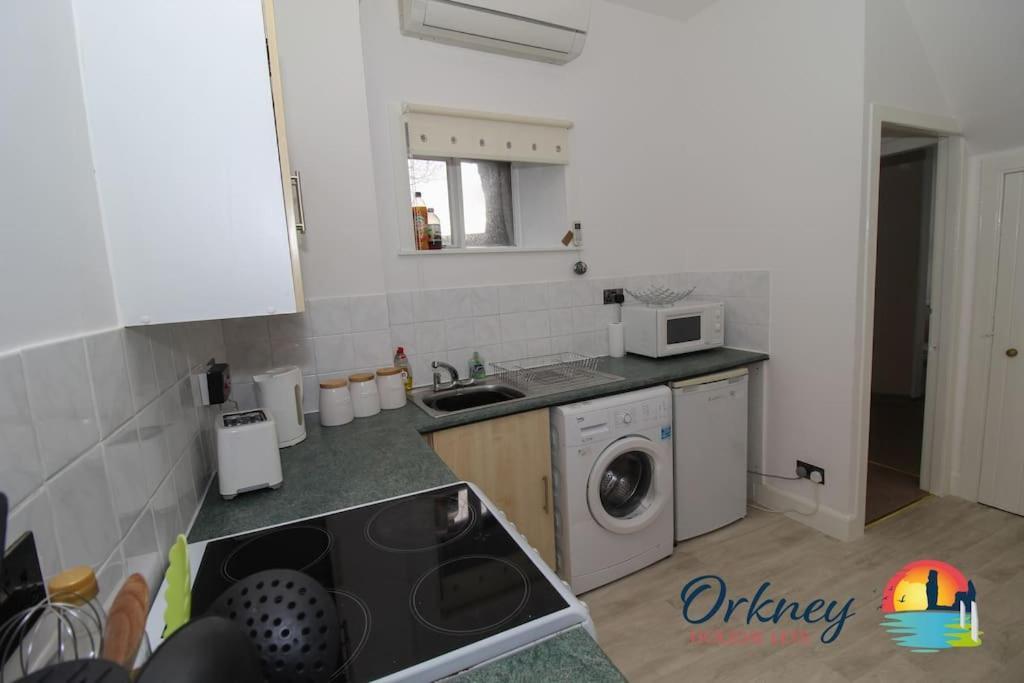 Flat 69B Junction Road, Kirkwall, Kw15 1Ax מראה חיצוני תמונה